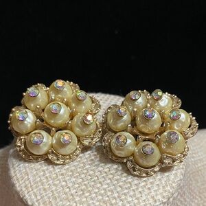 VTG Gold Pearl Cluster Clip-On Earrings with Aurora Rhinestones